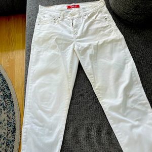 Levi’s Classic Slim Stretch Crop Jean